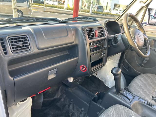 キャリイトラック KCエアコン・パワステ 距離無制限12ケ月保証 4WD AT エアコン パワーステアリング 運転席エアバッグ 助手席エアバッグ(11枚目)