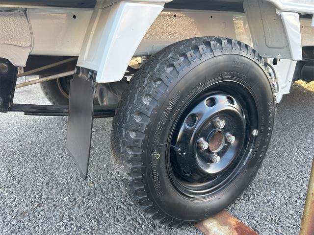 キャリイトラック KCエアコン・パワステ 距離無制限12ケ月保証 4WD AT エアコン パワーステアリング 運転席エアバッグ 助手席エアバッグ(19枚目)