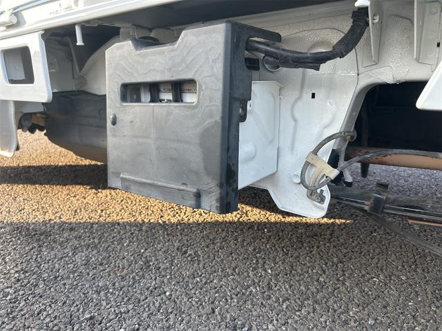 キャリイトラック KCエアコン・パワステ 距離無制限12ケ月保証 4WD AT エアコン パワーステアリング 運転席エアバッグ 助手席エアバッグ(21枚目)