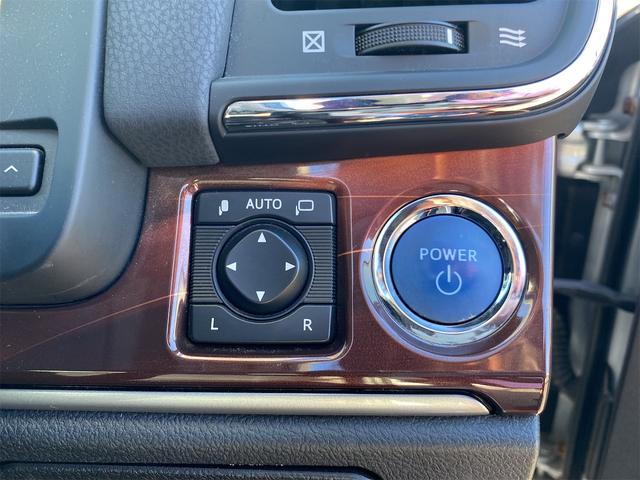 クラウンハイブリッド ロイヤルサルーン　ブラックスタイル　距離無制限１２ケ月保証付　ドライブレコーダー　ＥＴＣ　クリアランスソナー　オートクルーズコントロール　バックカメラ　ＴＶ　アルミホイール　ＨＩＤ　ＣＶＴ　スマートキー　電動格納ミラー　盗難防止システム（10枚目）