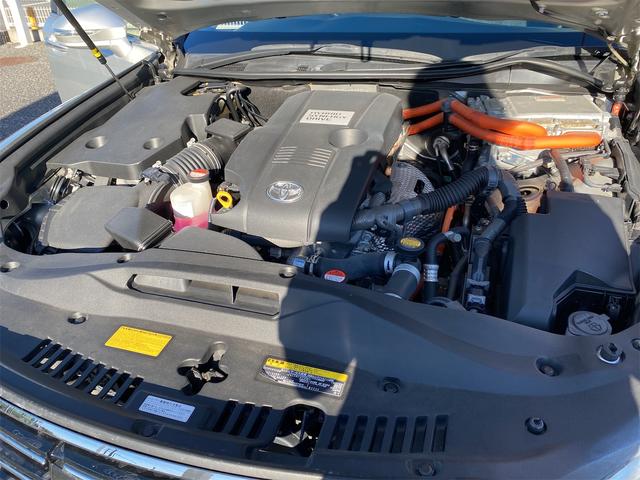 クラウンハイブリッド ロイヤルサルーン　ブラックスタイル　距離無制限１２ケ月保証付　ドライブレコーダー　ＥＴＣ　クリアランスソナー　オートクルーズコントロール　バックカメラ　ＴＶ　アルミホイール　ＨＩＤ　ＣＶＴ　スマートキー　電動格納ミラー　盗難防止システム（21枚目）