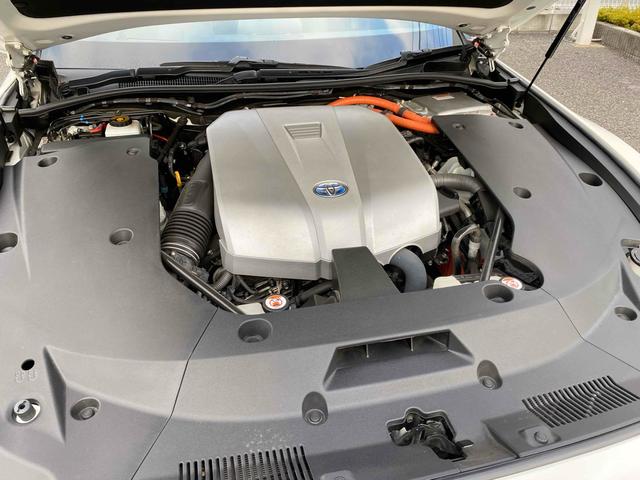 クラウンハイブリッド ＲＳアドバンス　サンルーフ　本革　モデリスタエアロ　前後ドラレコ　デジタルインナーミラー　クリアランスソナー　リアサンシェード　レーンアシスト　パークアシスト　全周囲カメラ　ナビ（23枚目）