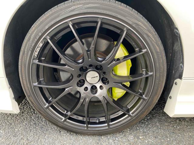 クラウンハイブリッド ＲＳアドバンス　サンルーフ　本革　モデリスタエアロ　前後ドラレコ　デジタルインナーミラー　クリアランスソナー　リアサンシェード　レーンアシスト　パークアシスト　全周囲カメラ　ナビ（25枚目）