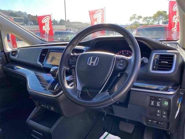 オデッセイ アブソルート　距離無制限１２ケ月保証付　後席モニター　ＥＴＣ　バックカメラ　ナビ　ＴＶ　クリアランスソナー　オートクルーズコントロール　衝突被害軽減システム　両側電動スライドドア　ＬＥＤヘッドランプ　スマートキー（2枚目）