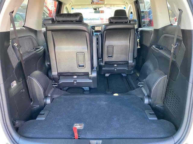 オデッセイ アブソルート　距離無制限１２ケ月保証付　後席モニター　ＥＴＣ　バックカメラ　ナビ　ＴＶ　クリアランスソナー　オートクルーズコントロール　衝突被害軽減システム　両側電動スライドドア　ＬＥＤヘッドランプ　スマートキー（17枚目）