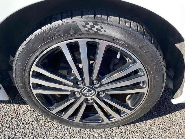 オデッセイ アブソルート　距離無制限１２ケ月保証付　後席モニター　ＥＴＣ　バックカメラ　ナビ　ＴＶ　クリアランスソナー　オートクルーズコントロール　衝突被害軽減システム　両側電動スライドドア　ＬＥＤヘッドランプ　スマートキー（20枚目）