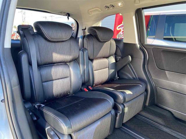 オデッセイ アブソルート　距離無制限１２ケ月保証付　後席モニター　ＥＴＣ　バックカメラ　ナビ　ＴＶ　クリアランスソナー　オートクルーズコントロール　衝突被害軽減システム　両側電動スライドドア　ＬＥＤヘッドランプ　スマートキー（25枚目）