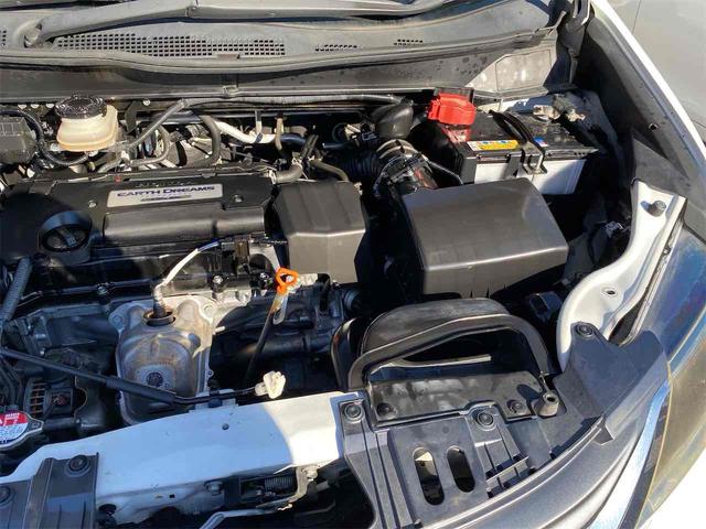 オデッセイ アブソルート　距離無制限１２ケ月保証付　後席モニター　ＥＴＣ　バックカメラ　ナビ　ＴＶ　クリアランスソナー　オートクルーズコントロール　衝突被害軽減システム　両側電動スライドドア　ＬＥＤヘッドランプ　スマートキー（40枚目）