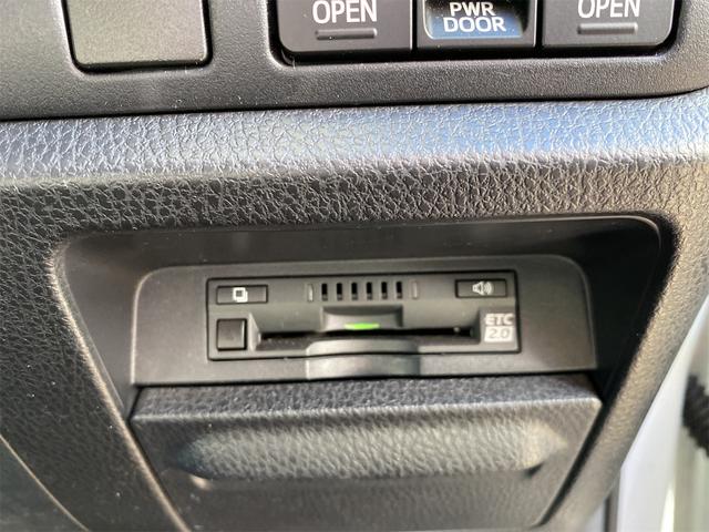 ヴォクシー ハイブリッドＺＳ　煌ＩＩＩ　距離無制限１２ケ月保証付　ドラレコ　バックカメラ　ナビ　ＴＶ　クリアランスソナー　オートクルーズコントロール　レーンアシスト　衝突被害軽減システム　両側電動スライド　オートマチックハイビーム　ＬＥＤ（8枚目）