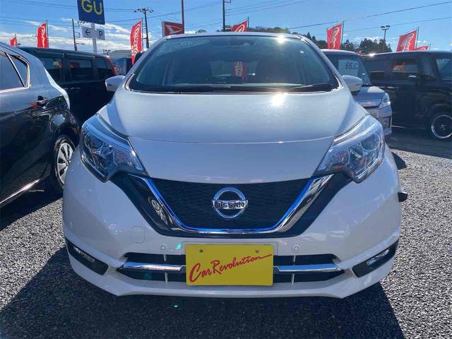 ノート ｅ－パワー　メダリスト　距離無制限１２ケ月保証付　ドラレコ　ＥＴＣ　全周囲カメラ　ナビ　ＴＶ　クリアランスソナー　レーンアシスト　衝突被害軽減システム　アルミホイール　ＬＥＤヘッドランプ　ハーフレザーシート　スマートキー（13枚目）