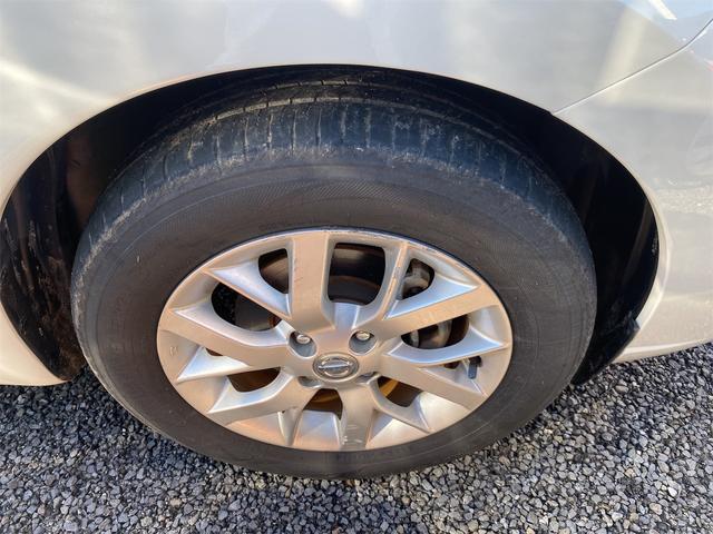 ノート ｅ－パワー　メダリスト　距離無制限１２ケ月保証付　ドラレコ　ＥＴＣ　全周囲カメラ　ナビ　ＴＶ　クリアランスソナー　レーンアシスト　衝突被害軽減システム　アルミホイール　ＬＥＤヘッドランプ　ハーフレザーシート　スマートキー（30枚目）