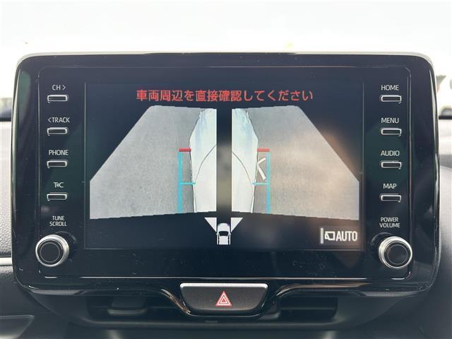 ヤリス ハイブリッドＺ　純正８型ディスプレイオーディオ　アラウンドビューモニター　ステアリングヒーター　レーダー付きクルーズコントロール　ビルトインＥＴＣ　シートヒーター　ブラインドスポットモニター　ＬＥＤライト　禁煙車（4枚目）