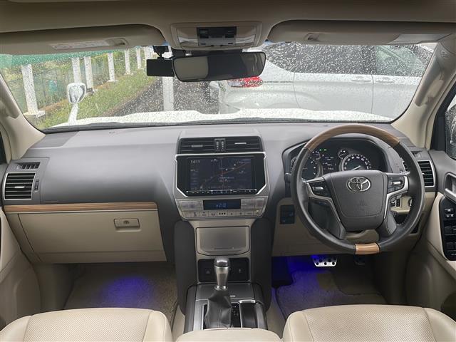 ランドクルーザープラド ＴＸ　Ｌパッケージ　ＡＬＰＩＮＥ９型ナビ　ドラレコ　モデリスタエアロ　ビルトインＥＴＣ　サンルーフ　レーダークルーズコントロール　レザーシート　シートヒーター　エアシート　横滑り防止装置　衝突軽減システム　禁煙車（2枚目）