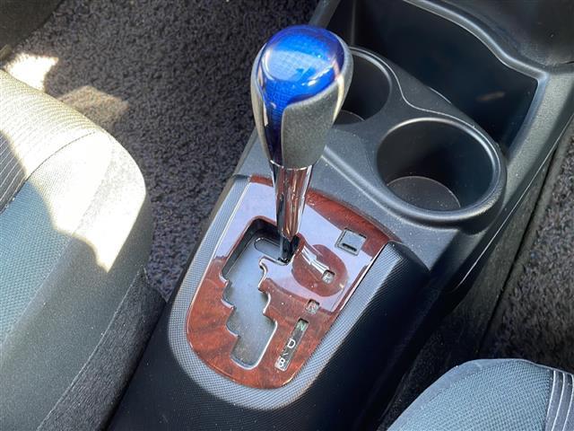 アクア Sスタイルブラック ALPINEナビ バックカメラ ビルトインETC シートヒーター 横滑り防止装置 レーンキープアシスト 衝突軽減システム オートライト オートマチックハイビーム LEDヘッドライト 禁煙車(23枚目)