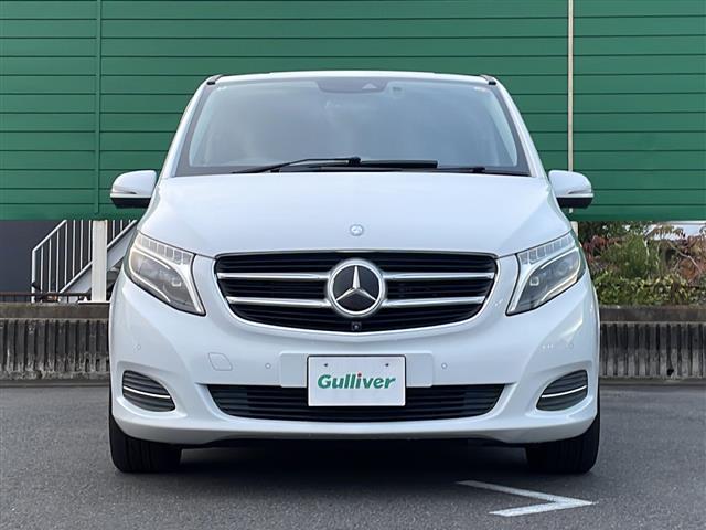 Ｖクラス Ｖ２２０ｄ　アバンギャルド　ロング　ブルメスタープレミアムサウンド　後席モニター　純正ナビ　Ｂｌｕｅｔｏｏｔｈ　ＴＶ　ＣＤ　ＤＶＤ　全周囲カメラ　両側パワスラ　車線維持支援　革席　メモリ付きパワーシート　シートヒーター　ＥＴＣ　ドラレコ（17枚目）