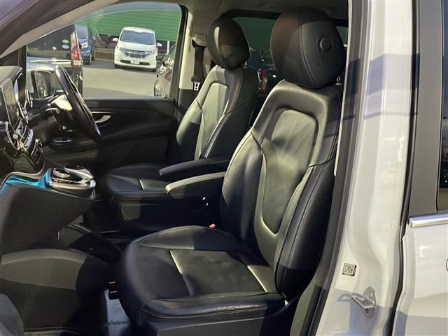 Ｖクラス Ｖ２２０ｄ　アバンギャルド　ロング　ブルメスタープレミアムサウンド　後席モニター　純正ナビ　Ｂｌｕｅｔｏｏｔｈ　ＴＶ　ＣＤ　ＤＶＤ　全周囲カメラ　両側パワスラ　車線維持支援　革席　メモリ付きパワーシート　シートヒーター　ＥＴＣ　ドラレコ（34枚目）