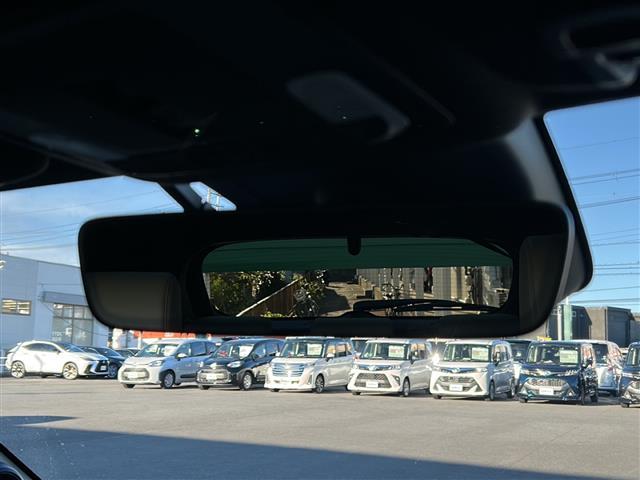 ヴェゼル e:HEV PLaY ホンダセンシング☆純正ホンダコネクトナビ☆フルセグTV☆全方位カメラ☆バックカメラ☆フロントカメラ☆サイドカメラ☆純正18インチアルミホイール☆純正フロアマット☆パノラマルーフ(3枚目)