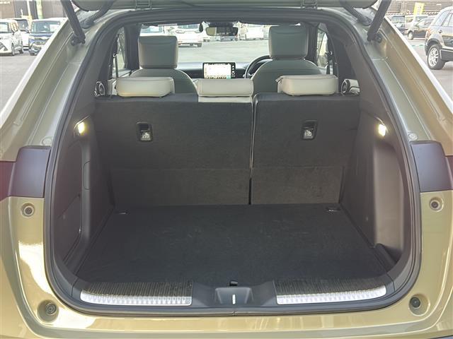 ヴェゼル e:HEV PLaY ホンダセンシング☆純正ホンダコネクトナビ☆フルセグTV☆全方位カメラ☆バックカメラ☆フロントカメラ☆サイドカメラ☆純正18インチアルミホイール☆純正フロアマット☆パノラマルーフ(18枚目)