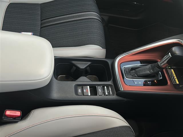 ヴェゼル e:HEV PLaY ホンダセンシング☆純正ホンダコネクトナビ☆フルセグTV☆全方位カメラ☆バックカメラ☆フロントカメラ☆サイドカメラ☆純正18インチアルミホイール☆純正フロアマット☆パノラマルーフ(25枚目)