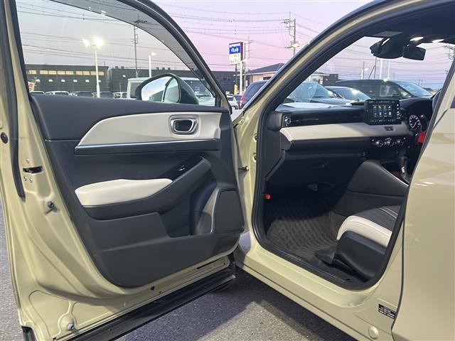 ヴェゼル e:HEV PLaY ホンダセンシング☆純正ホンダコネクトナビ☆フルセグTV☆全方位カメラ☆バックカメラ☆フロントカメラ☆サイドカメラ☆純正18インチアルミホイール☆純正フロアマット☆パノラマルーフ(37枚目)