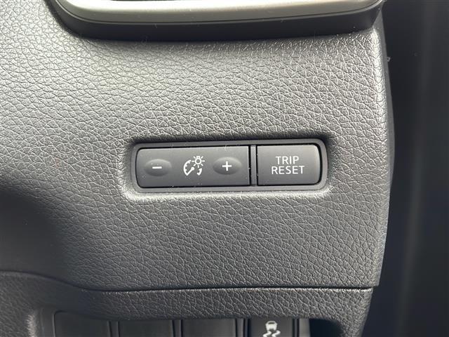 エクストレイル ２０Ｘ　エマージェンシーブレーキパッケージ　純正ＳＤナビＢｌｕｅｔｏｏｔｈ搭載フルセグＴＶバックカメラエマージェンシーブレーキフロントソナーリアソナークルーズコントロールＡＡＣオートライトハーフレザーシートシートヒーター（13枚目）