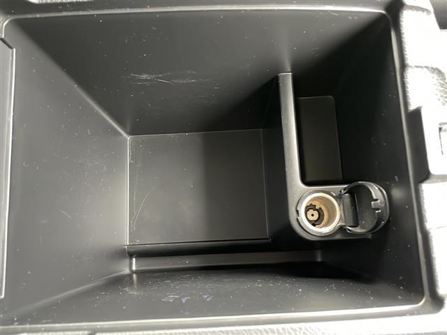 エクストレイル ２０Ｘ　エマージェンシーブレーキパッケージ　純正ＳＤナビＢｌｕｅｔｏｏｔｈ搭載フルセグＴＶバックカメラエマージェンシーブレーキフロントソナーリアソナークルーズコントロールＡＡＣオートライトハーフレザーシートシートヒーター（29枚目）