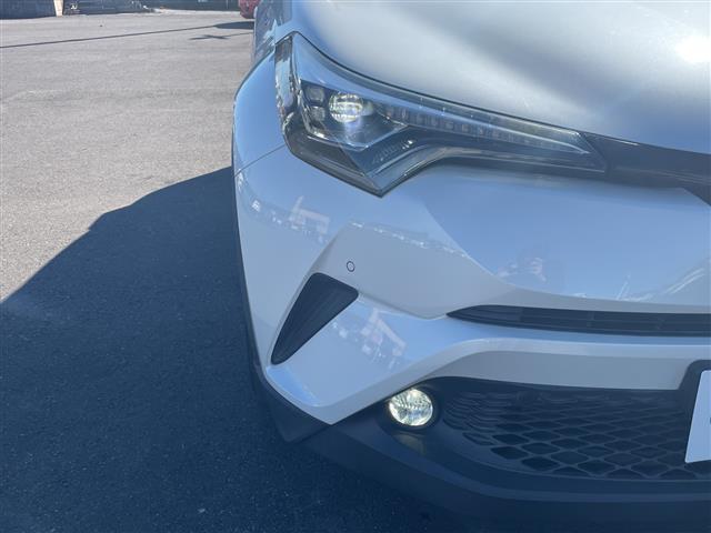 Ｃ－ＨＲ Ｇ　トヨタセーフティーセンス　純正ＳＤナビ　ビルトインＥＴＣ２．０　レーダークルーズコントロール　横滑り防止装置　衝突軽減システム　クリアランスソナー　レーンキープアシスト　ＬＥＤヘッドライト　禁煙車（43枚目）