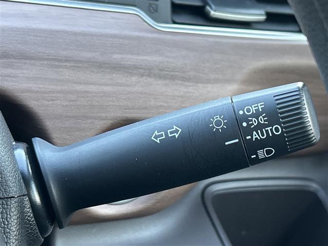 フリード Ｇ・ホンダセンシング　ホンダセンシング　メモリナビ　ブルートゥース　フルセグ　ＤＶＤ　バックカメラ　ハンズフリー両側パワスラ　衝突軽減　路外逸脱抑制　車線維持支援　追従クルコン　前席温席　ビルトインＥＴＣ　スマートキー（27枚目）