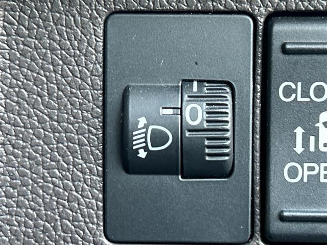 フリード Ｇ・ホンダセンシング　ホンダセンシング　メモリナビ　ブルートゥース　フルセグ　ＤＶＤ　バックカメラ　ハンズフリー両側パワスラ　衝突軽減　路外逸脱抑制　車線維持支援　追従クルコン　前席温席　ビルトインＥＴＣ　スマートキー（31枚目）