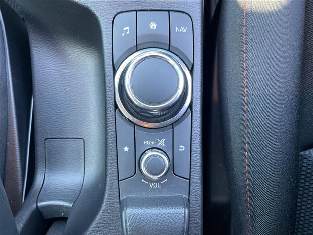 デミオ ＸＤツーリング　純正ＳＤナビ　ドラレコ　クルコン　アイドリングストップ　横滑り防止装置　衝突軽減システム　シートヒーター　オートライト　ＬＥＤヘッドライト　純正フロアマット　純正１６インチアルミホイール　禁煙車（25枚目）