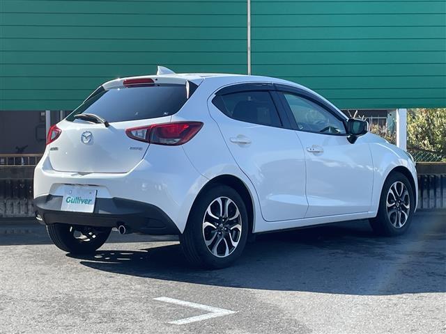 デミオ ＸＤツーリング　純正ＳＤナビ　ドラレコ　クルコン　アイドリングストップ　横滑り防止装置　衝突軽減システム　シートヒーター　オートライト　ＬＥＤヘッドライト　純正フロアマット　純正１６インチアルミホイール　禁煙車（40枚目）