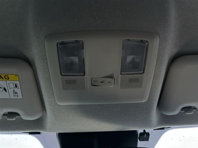 デミオ XD 純正SDナビ バックカメラ フルセグTV Bluetooth ETC クルーズコントロール アイドリングストップ 横滑り防止装置 衝突軽減システム オートライト LEDヘッドライト 純正フロアマット(9枚目)