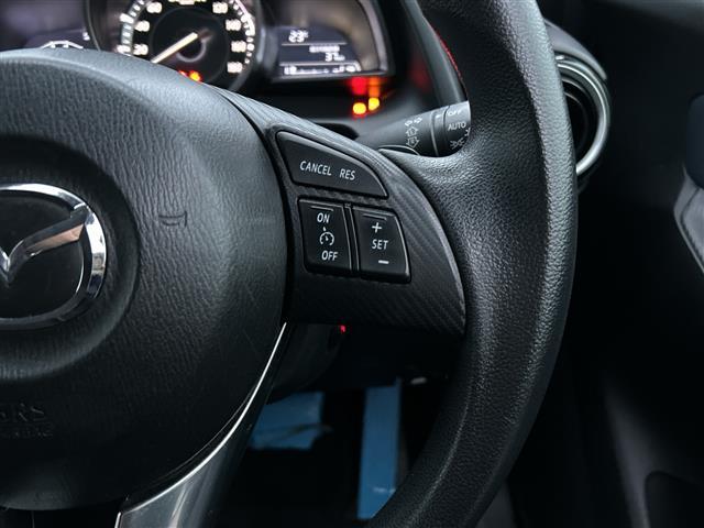 デミオ XD 純正SDナビ バックカメラ フルセグTV Bluetooth ETC クルーズコントロール アイドリングストップ 横滑り防止装置 衝突軽減システム オートライト LEDヘッドライト 純正フロアマット(26枚目)