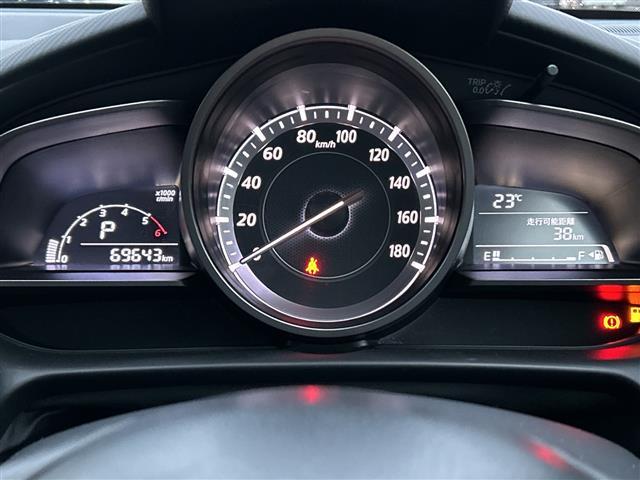 デミオ XD 純正SDナビ バックカメラ フルセグTV Bluetooth ETC クルーズコントロール アイドリングストップ 横滑り防止装置 衝突軽減システム オートライト LEDヘッドライト 純正フロアマット(27枚目)