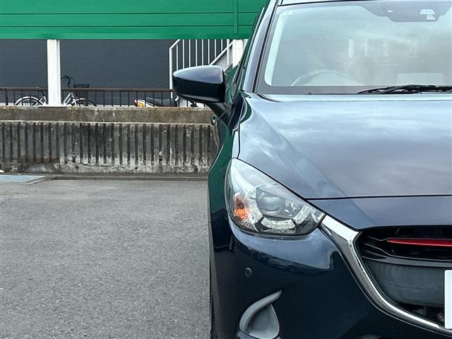 デミオ XD 純正SDナビ バックカメラ フルセグTV Bluetooth ETC クルーズコントロール アイドリングストップ 横滑り防止装置 衝突軽減システム オートライト LEDヘッドライト 純正フロアマット(43枚目)