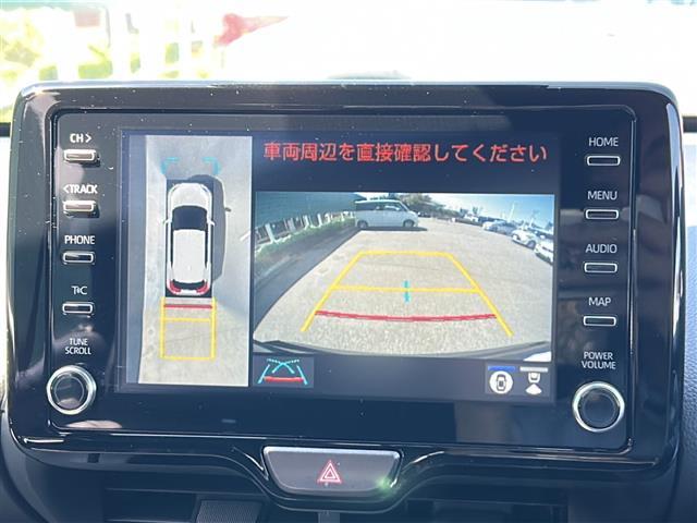 ヤリスクロス ハイブリッドZ 純正8型ナビ パノラマミックビューモニター ハーフレザーシート パワーシート ビルトインETC レーンキープアシスト 衝突軽減システム パーキングアシスト オートライト オートマチックハイビーム 禁煙(3枚目)