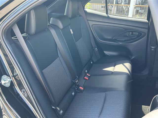 ヤリスクロス ハイブリッドZ 純正8型ナビ パノラマミックビューモニター ハーフレザーシート パワーシート ビルトインETC レーンキープアシスト 衝突軽減システム パーキングアシスト オートライト オートマチックハイビーム 禁煙(15枚目)