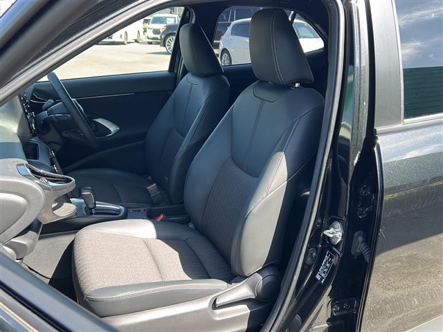 ヤリスクロス ハイブリッドZ 純正8型ナビ パノラマミックビューモニター ハーフレザーシート パワーシート ビルトインETC レーンキープアシスト 衝突軽減システム パーキングアシスト オートライト オートマチックハイビーム 禁煙(33枚目)