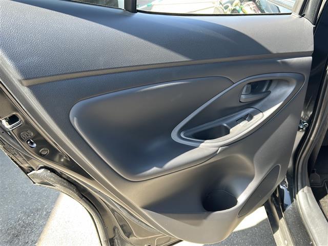 ヤリスクロス ハイブリッドZ 純正8型ナビ パノラマミックビューモニター ハーフレザーシート パワーシート ビルトインETC レーンキープアシスト 衝突軽減システム パーキングアシスト オートライト オートマチックハイビーム 禁煙(38枚目)