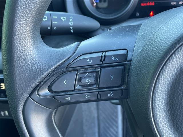 ヤリス ハイブリッドG 純正ナビ ドライブレコーダー パーキングアシスト 全周囲カメラ レーダークルーズコントロール 横滑り防止装置 衝突軽減システム オートライト オートマチックハイビーム LEDヘッドライト 禁煙車(26枚目)