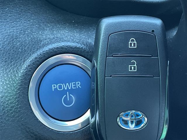 ヤリス ハイブリッドG 純正ナビ ドライブレコーダー パーキングアシスト 全周囲カメラ レーダークルーズコントロール 横滑り防止装置 衝突軽減システム オートライト オートマチックハイビーム LEDヘッドライト 禁煙車(31枚目)