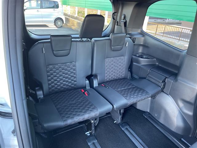 ヴォクシー ハイブリッドS-Z 10型ディスプレイオーディオナビ ビルトインETC2.0 クリアランスソナー 横滑り防止装置 衝突軽減システム 両側パワースライドドア オートライト LEDヘッドライト ドラレコ HDMI 禁煙車(17枚目)