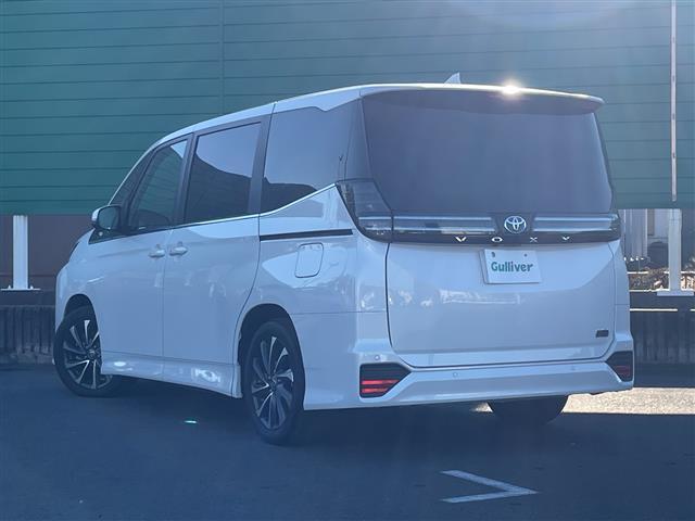 ヴォクシー ハイブリッドS-Z 10型ディスプレイオーディオナビ ビルトインETC2.0 クリアランスソナー 横滑り防止装置 衝突軽減システム 両側パワースライドドア オートライト LEDヘッドライト ドラレコ HDMI 禁煙車(22枚目)