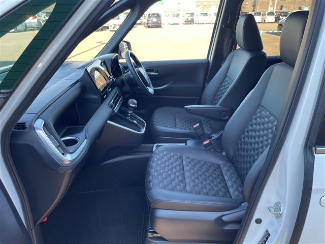 ヴォクシー ハイブリッドS-Z 10型ディスプレイオーディオナビ ビルトインETC2.0 クリアランスソナー 横滑り防止装置 衝突軽減システム 両側パワースライドドア オートライト LEDヘッドライト ドラレコ HDMI 禁煙車(37枚目)