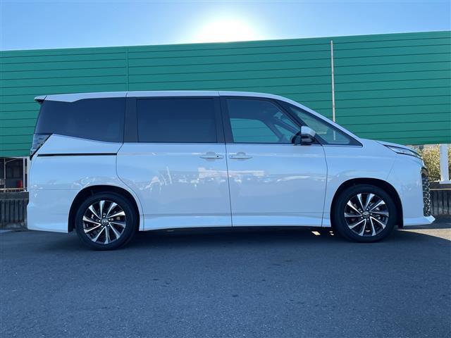 ヴォクシー ハイブリッドS-Z 10型ディスプレイオーディオナビ ビルトインETC2.0 クリアランスソナー 横滑り防止装置 衝突軽減システム 両側パワースライドドア オートライト LEDヘッドライト ドラレコ HDMI 禁煙車(41枚目)