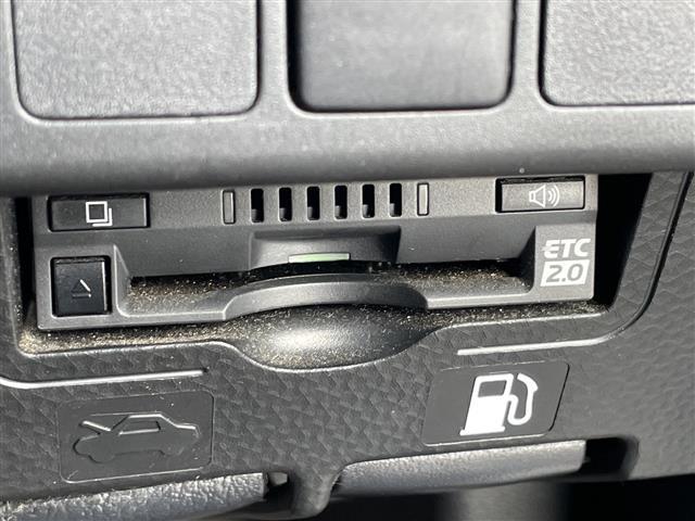 ルーミー カスタムG 純正9型ナビ ビルトインETC2.0 ドラレコ クリアランスソナー アイドリングストップ 横滑り防止装置 衝突軽減システム 両側パワースライドドア クルコン オートライト LEDヘッドライト 禁煙車(5枚目)