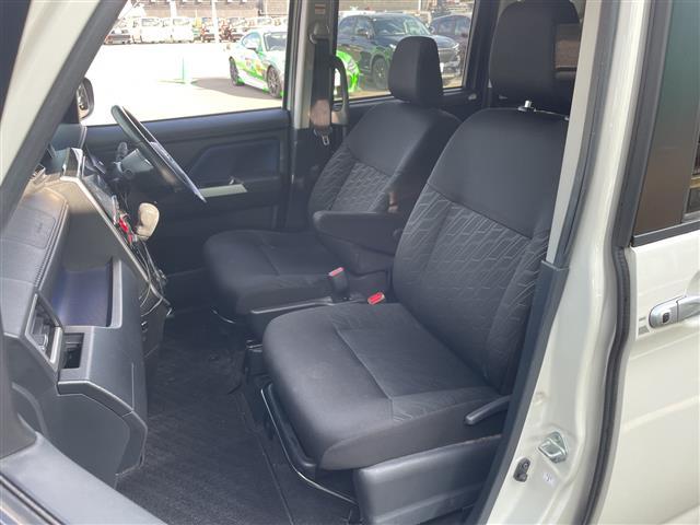 ルーミー カスタムG 純正9型ナビ ビルトインETC2.0 ドラレコ クリアランスソナー アイドリングストップ 横滑り防止装置 衝突軽減システム 両側パワースライドドア クルコン オートライト LEDヘッドライト 禁煙車(36枚目)