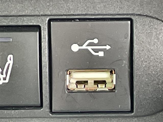 ヤリスクロス ハイブリッドＺ　純正ナビ　モデリスタエアロ　Ｂｌｕｅｔｏｏｔｈ搭載　フルセグＴＶ　ＡＡＣ　クルーズコントロール　バックカメラ　パワーシート　シートヒーター　ハーフレザーシート　純正１８インチアルミホイール（14枚目）