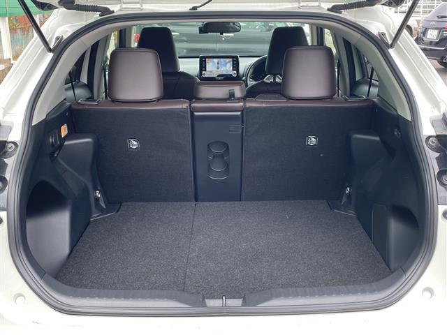 ヤリスクロス ハイブリッドＺ　純正ナビ　モデリスタエアロ　Ｂｌｕｅｔｏｏｔｈ搭載　フルセグＴＶ　ＡＡＣ　クルーズコントロール　バックカメラ　パワーシート　シートヒーター　ハーフレザーシート　純正１８インチアルミホイール（20枚目）