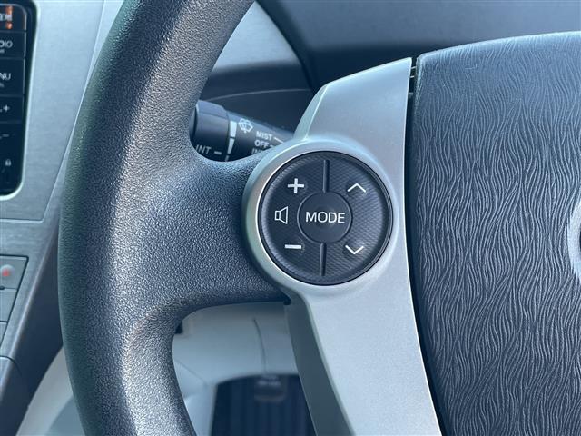 プリウス Ｓ　純正ＳＤナビ　Ｂｌｕｅｔｏｏｔｈ搭載　フルセグＴＶ　バックカメラ　ＡＡＣ　純正ホイールキャップ　純正フロアマット　ＬＥＤヘッドライト　オートライト　ビルトイン　ＥＴＣ　横滑り防止装置　禁煙車（23枚目）